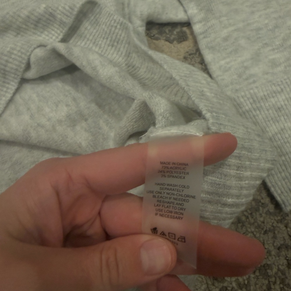 Vince Camuto Light Gray Women's Sweater - Picture 3 of 4